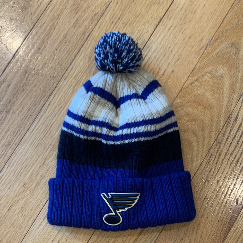 St Louis Blues knit beanie